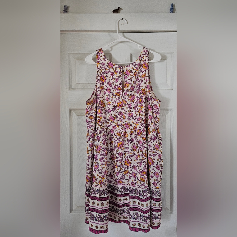 Old Navy Floral Dress with Pink and Orange Floral Accents XL - Picture 2 of 3